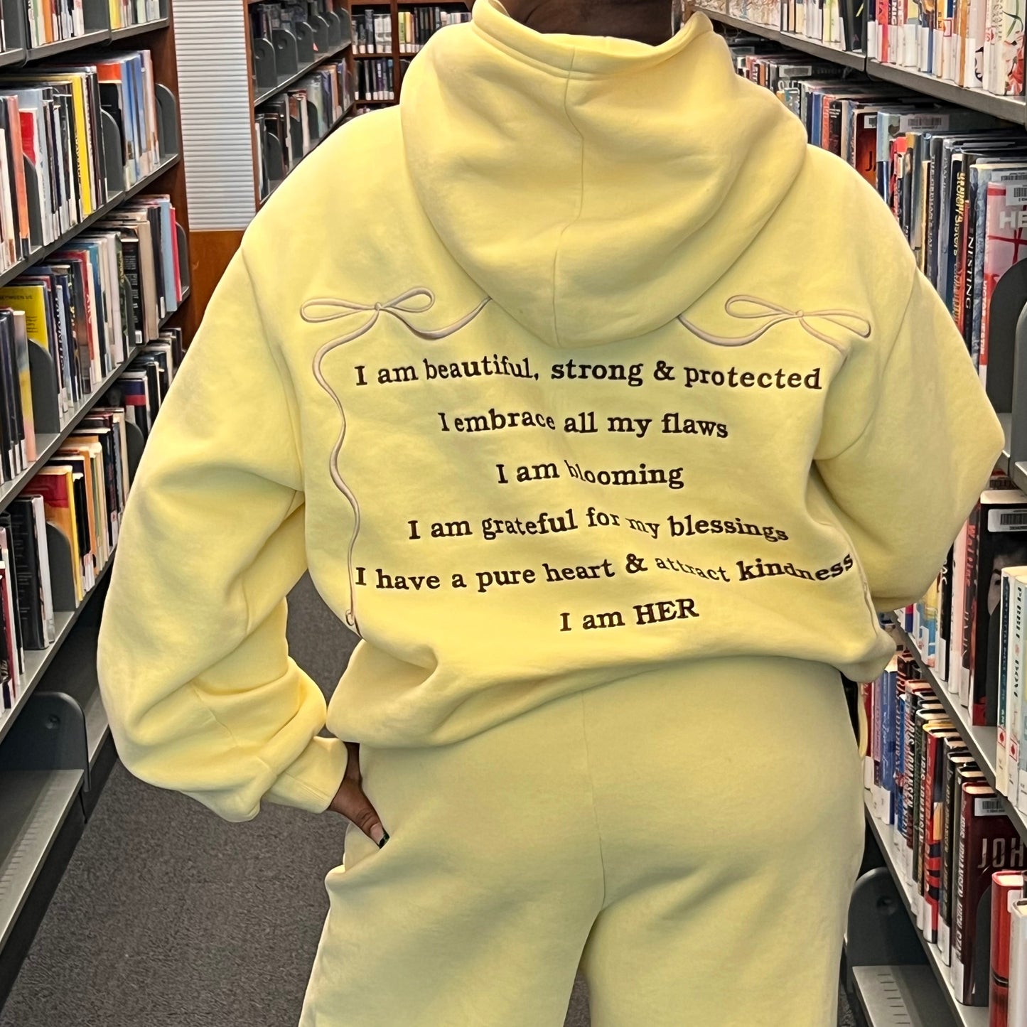 'Avaia' Hoodie